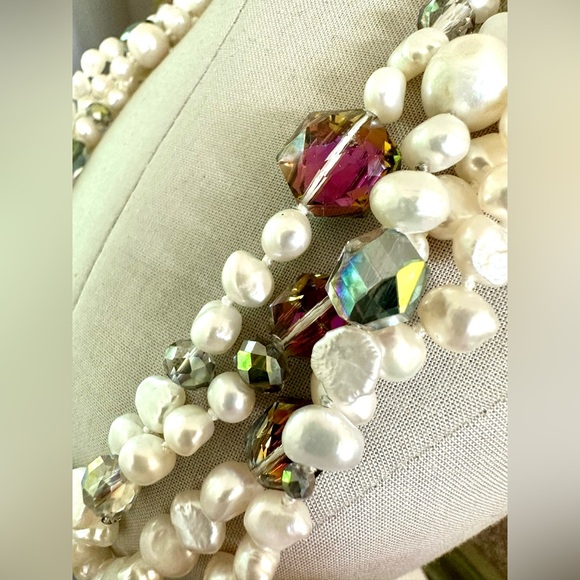 GORGEOUS Pearl Heliotrope Statement Necklace - Picture 7 of 17